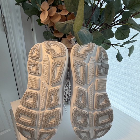 Hoka Bondi 9 Women's Gray and Purple Athletic Shoes Size 10.5 - Picture 7 of 7